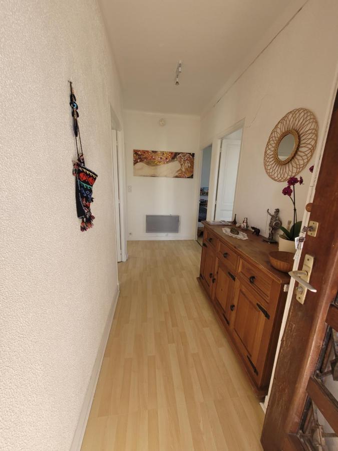Villa La Desiree - Haut De Villa, 68M2, 8 Personnes Max, Climatise, 4 Etoiles, 120M2 De Jardin Et Parking, Wifi, Vu Mer Antibes Eksteriør bilde